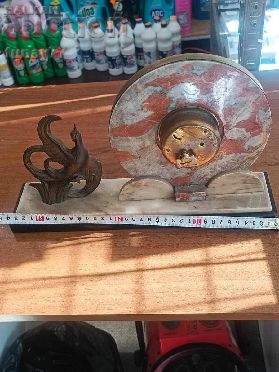 Доставка на Бронзов и мраморен часовник в стил арт деко, механика Доставка на Бронзов и мраморен часовник в стил арт деко, механика