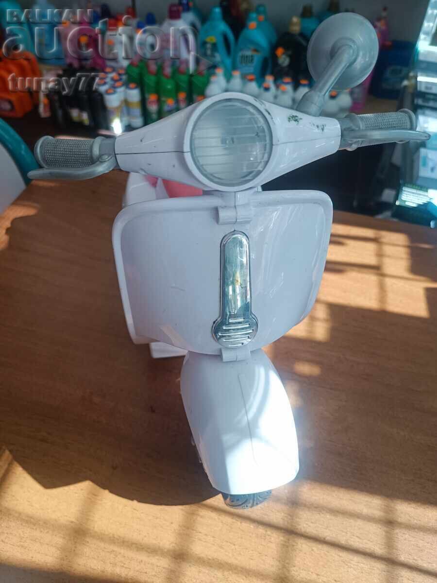 Motocicletă mare pentru păpuși, pe baterii, funcționează, accelerează, luminează - 6