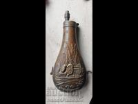 Brass powder flask Italy for connoisseurs