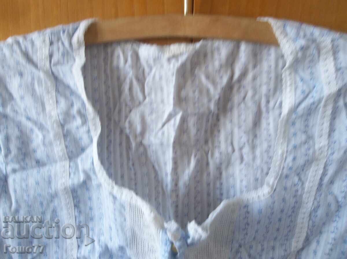 Rochie de noapte cu preț € 3.00 | 5.87 BGN