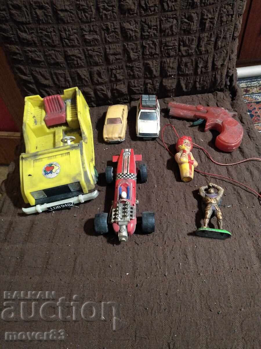 Jucării vechi/piese. Lot