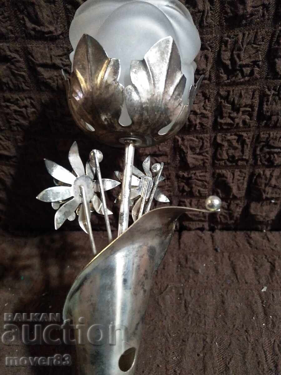 Δημοπρασία Διακόσμηση/Κηροπήγιο. Μέταλλο και γυαλί Δημοπρασία Διακόσμηση/Κηροπήγιο. Μέταλλο και γυαλί