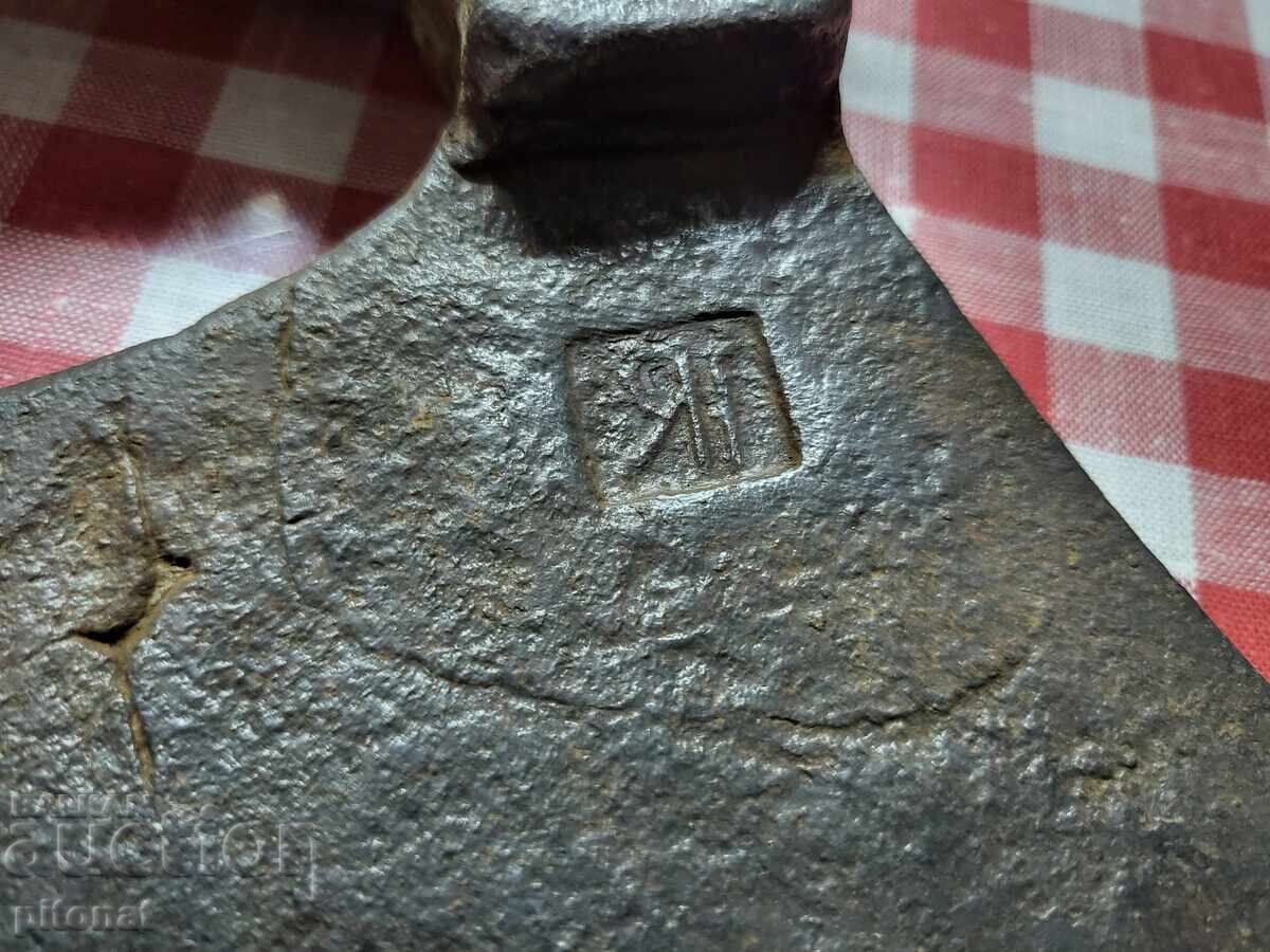 Auction  Authentic axe krivitsa KINGDOM OF BULGARIA