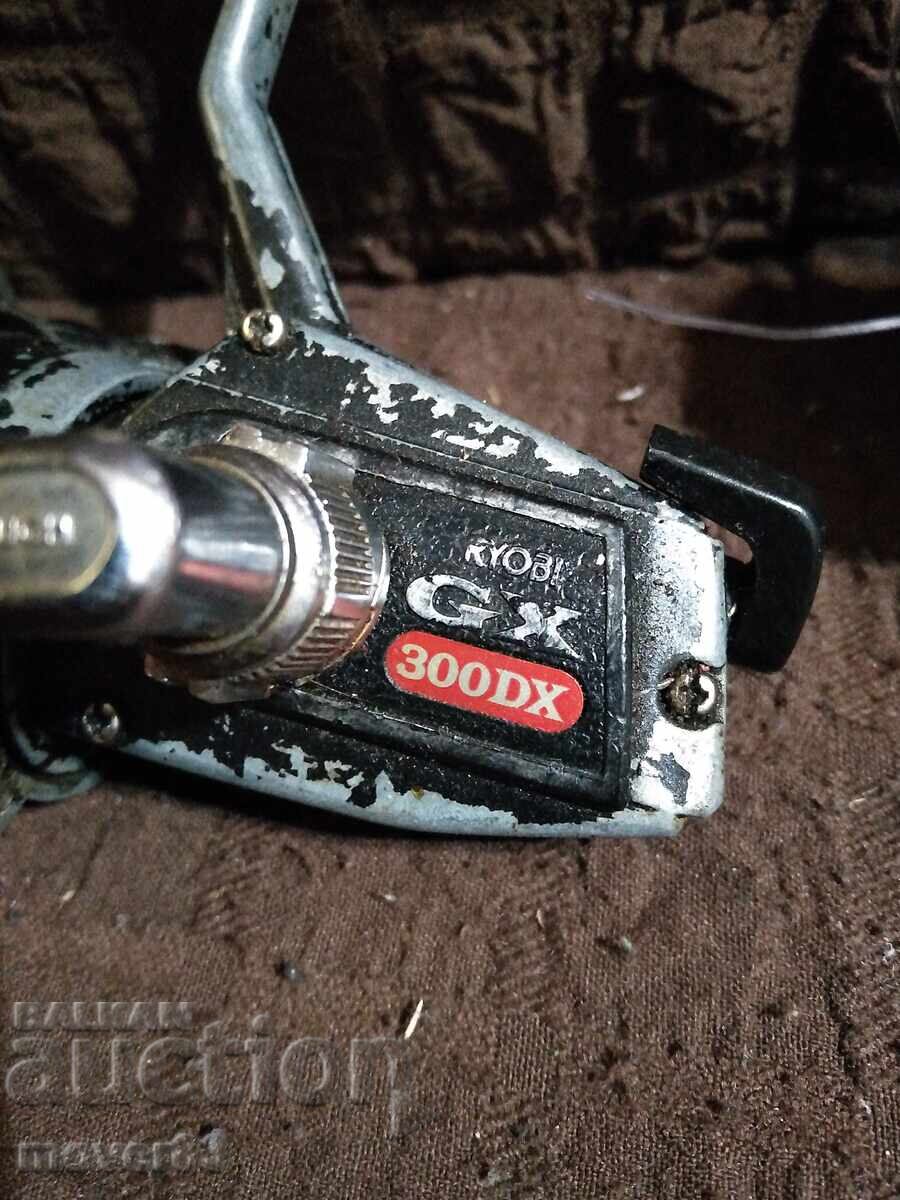 Old fishing reels. Set with price € 15.44 | 30.20 BGN Old fishing reels. Set with price € 15.44 | 30.20 BGN