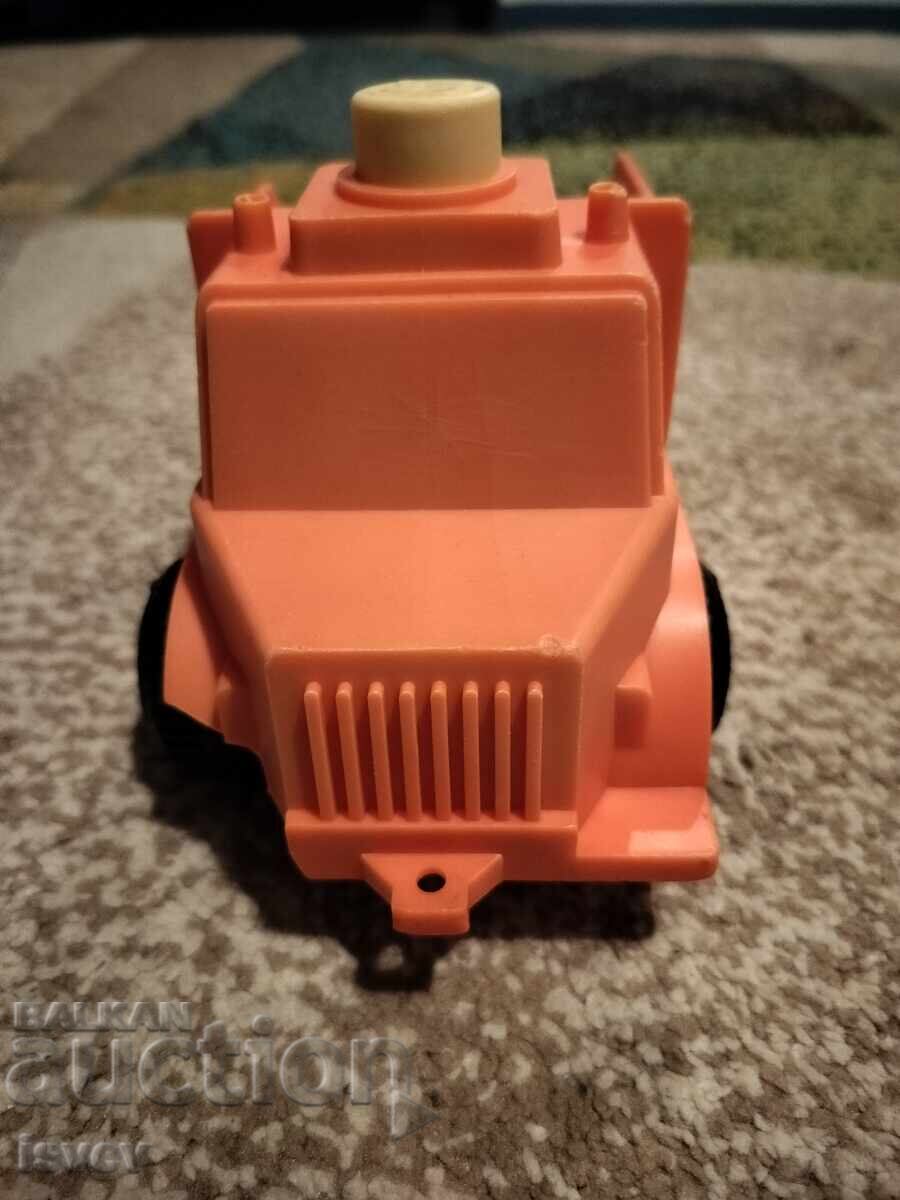 Livrarea Vechiu camion socialist de jucărie Livrarea Vechiu camion socialist de jucărie