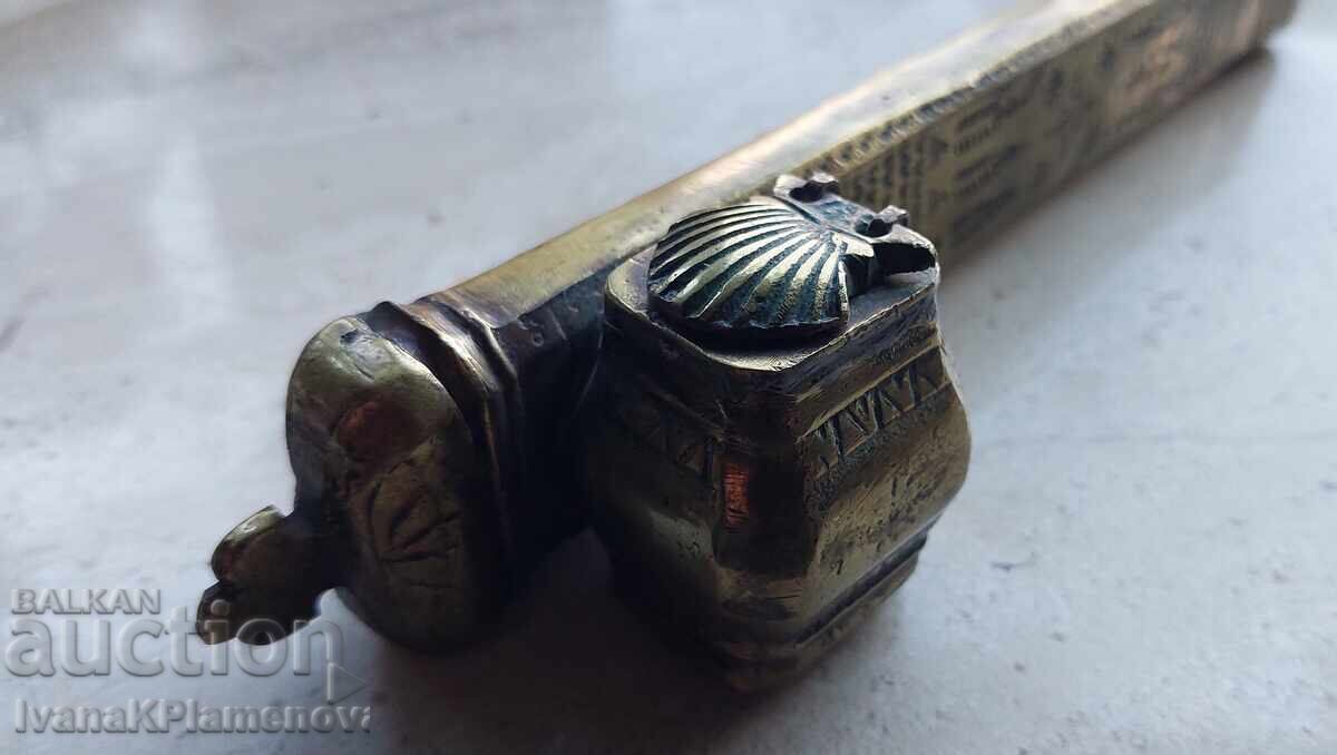 Auction  Vintage inkwell for collectors