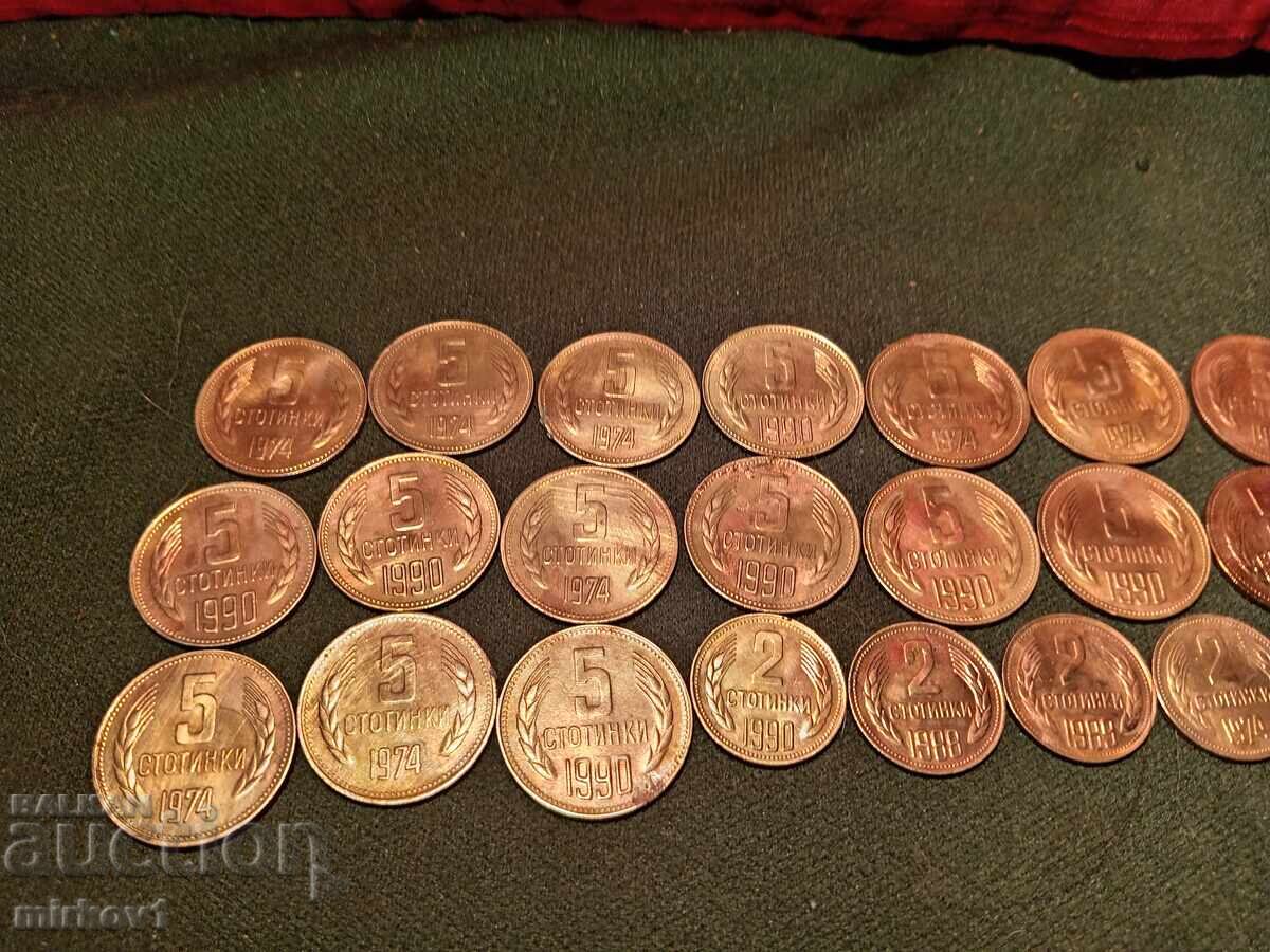 27 νομίσματα από τον σοσιαλισμό με τιμή € 20.00 | 39.12 BGN