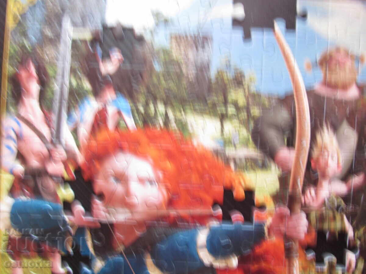 Пъзел Brave Disney Pixar филм хитово момиче приключенски гот с цена € 0.01 | 0.02 лв.