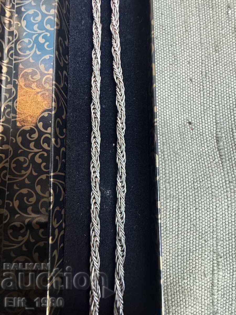 Ασημένια αλυσίδα με τιμή € 30.00 | 58.67 BGN