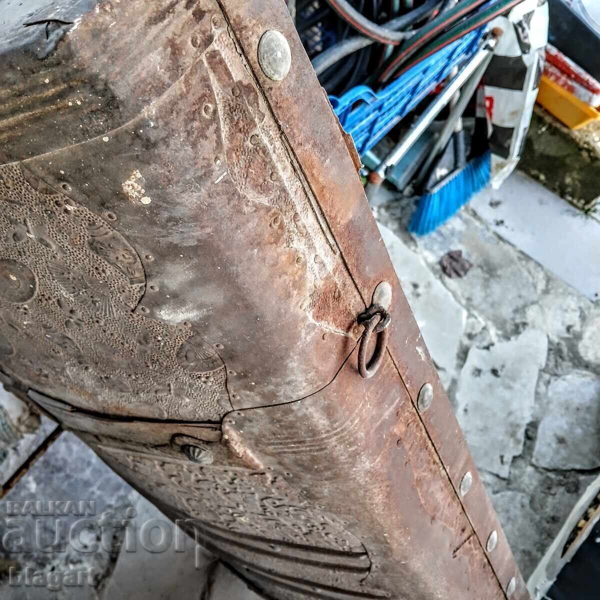 Licitație Ladă, capac pentru cufăr Licitație Ladă, capac pentru cufăr