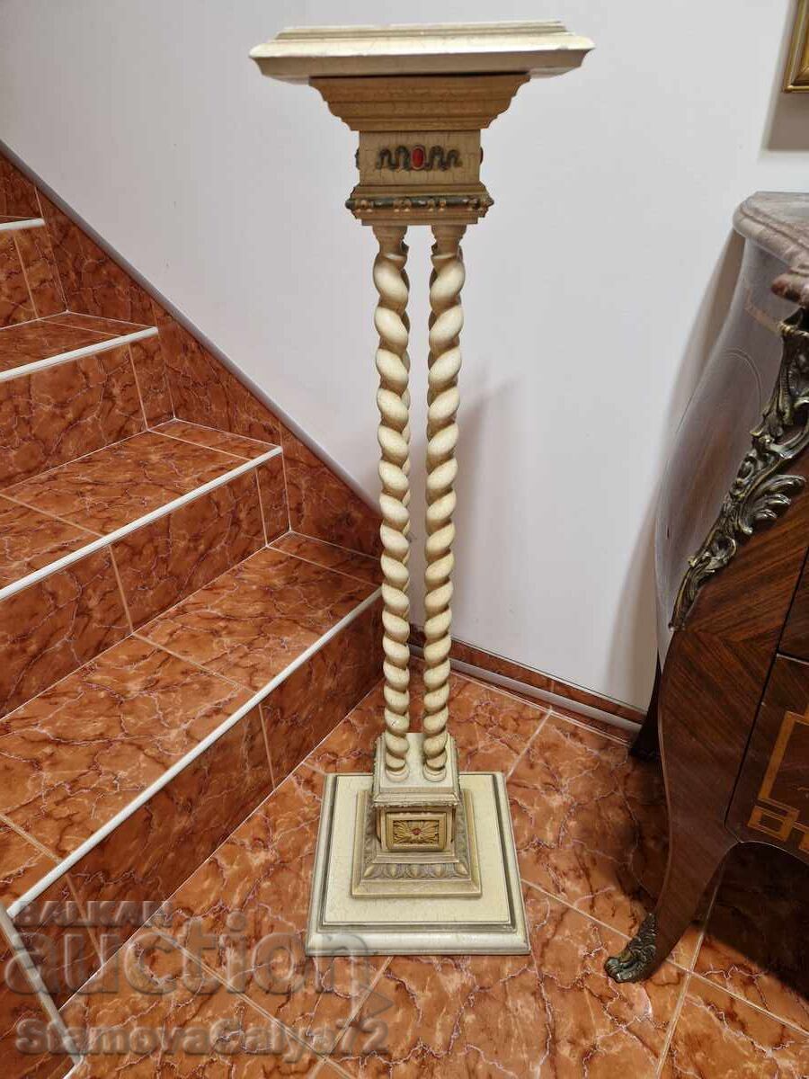Unique Italian Silik pedestal column with price 248.00 €