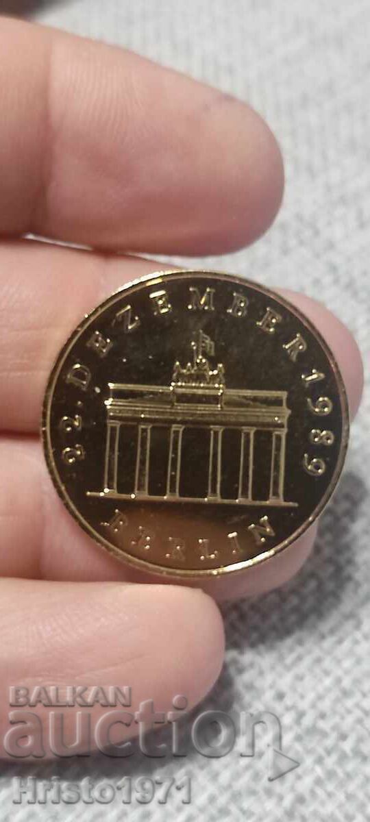 20 mărci 1990 cu preț € 12.00 | 23.47 BGN 20 mărci 1990 cu preț € 12.00 | 23.47 BGN