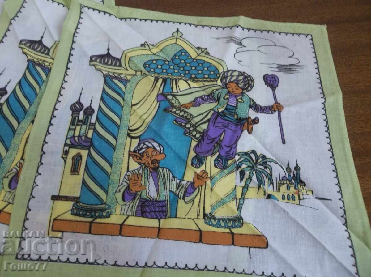 Μαντήλια με τιμή € 3.00 | 5.87 BGN