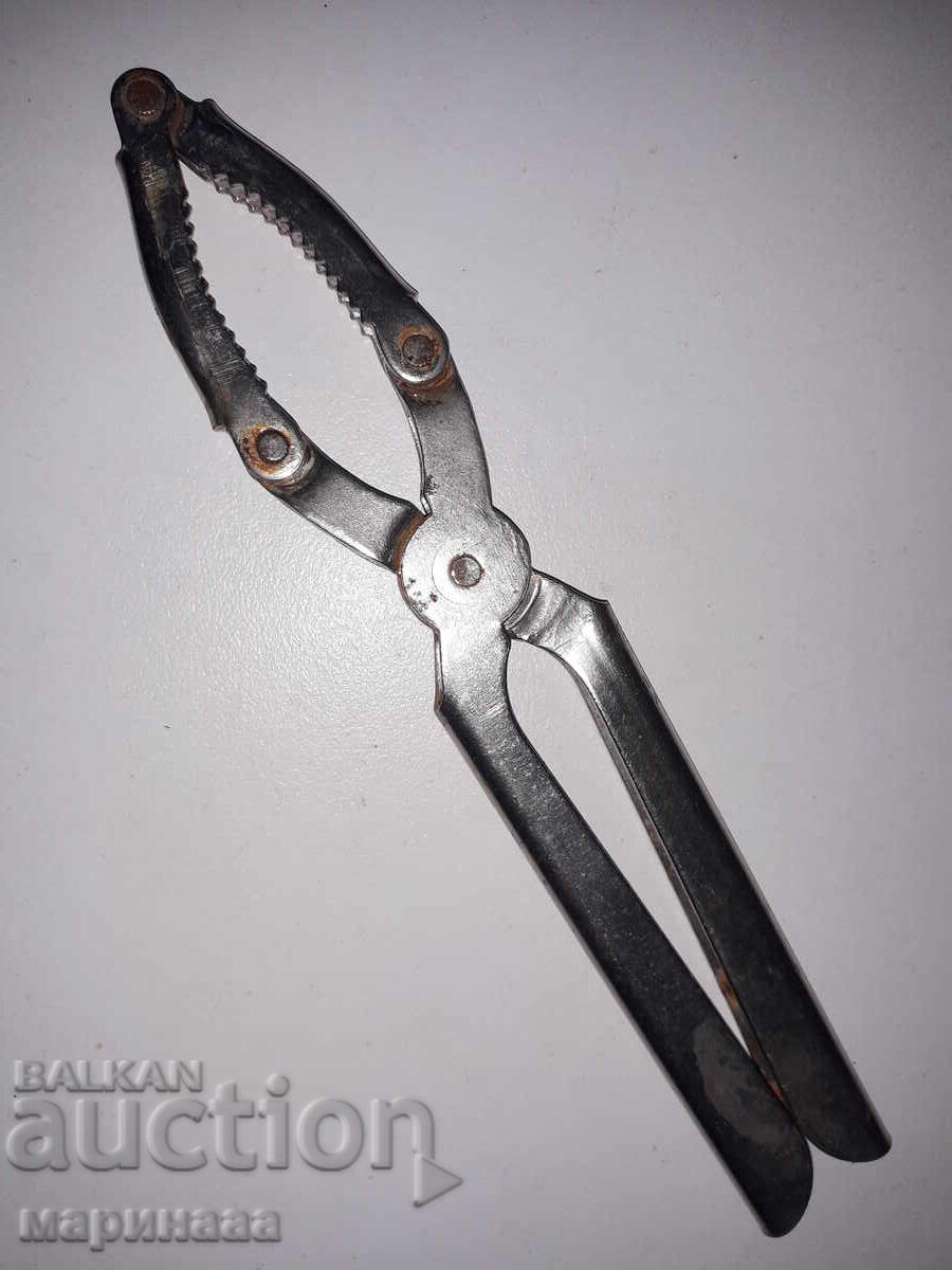 Spărgătorul de nuci vechi cu preț € 2.00 | 3.91 BGN