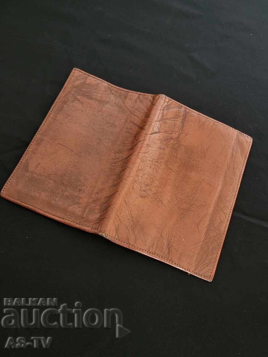 Portofel vechi de piele din perioada comunistă - 5