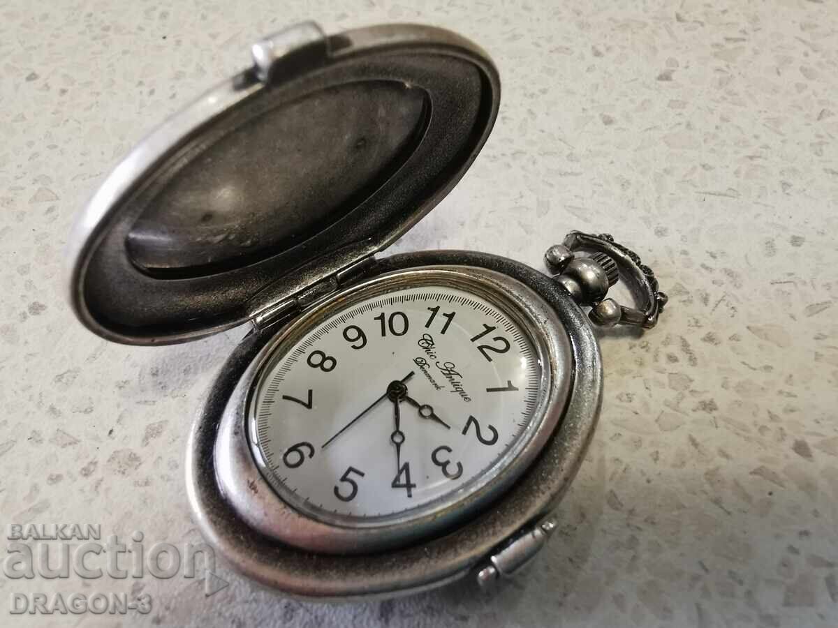 CEAS DE BUZUNAR cu preț € 20.00 | 39.12 BGN