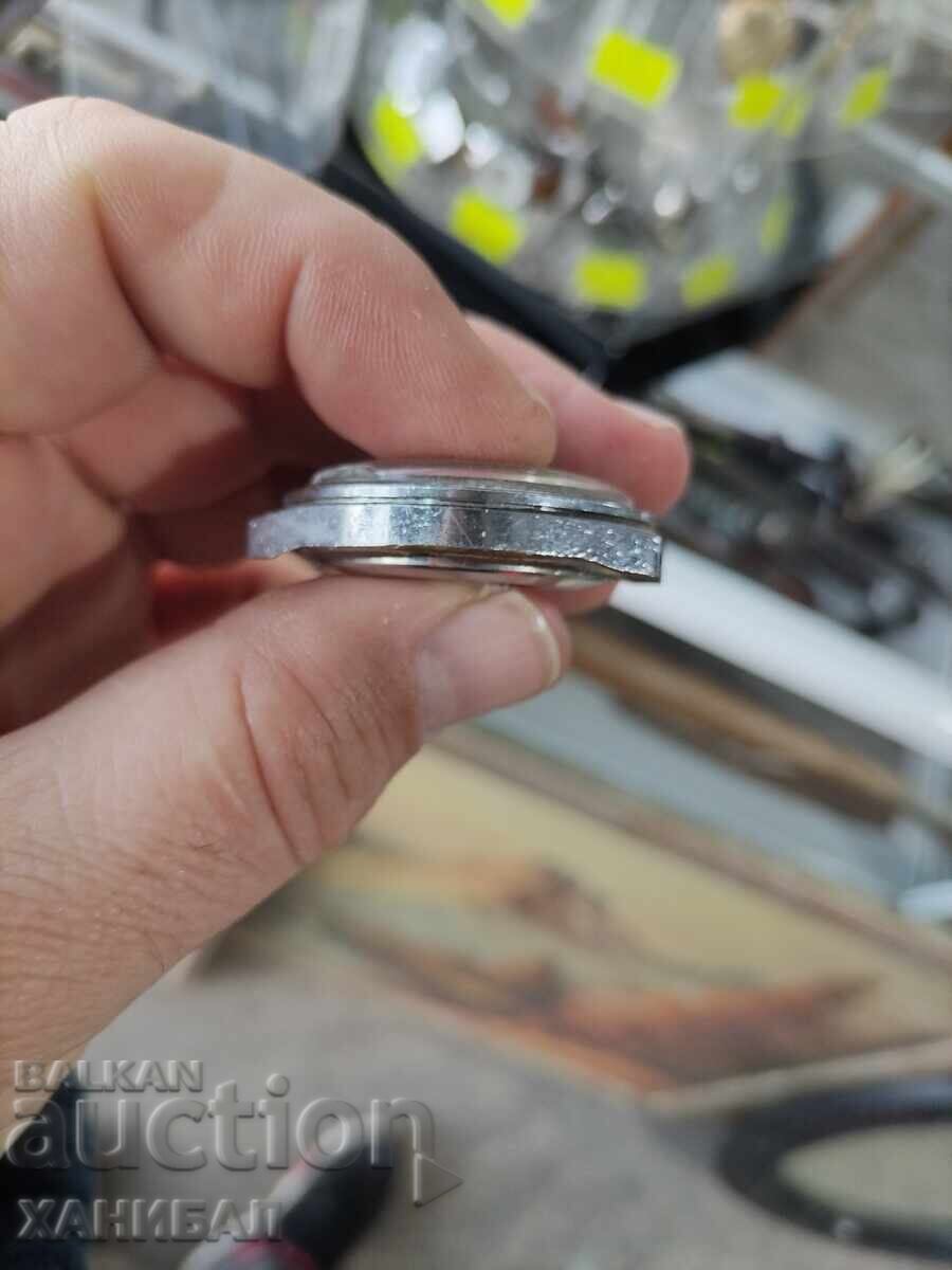 Delivery of RAKETA WATCH ETERNAL CALENDAR WORKING