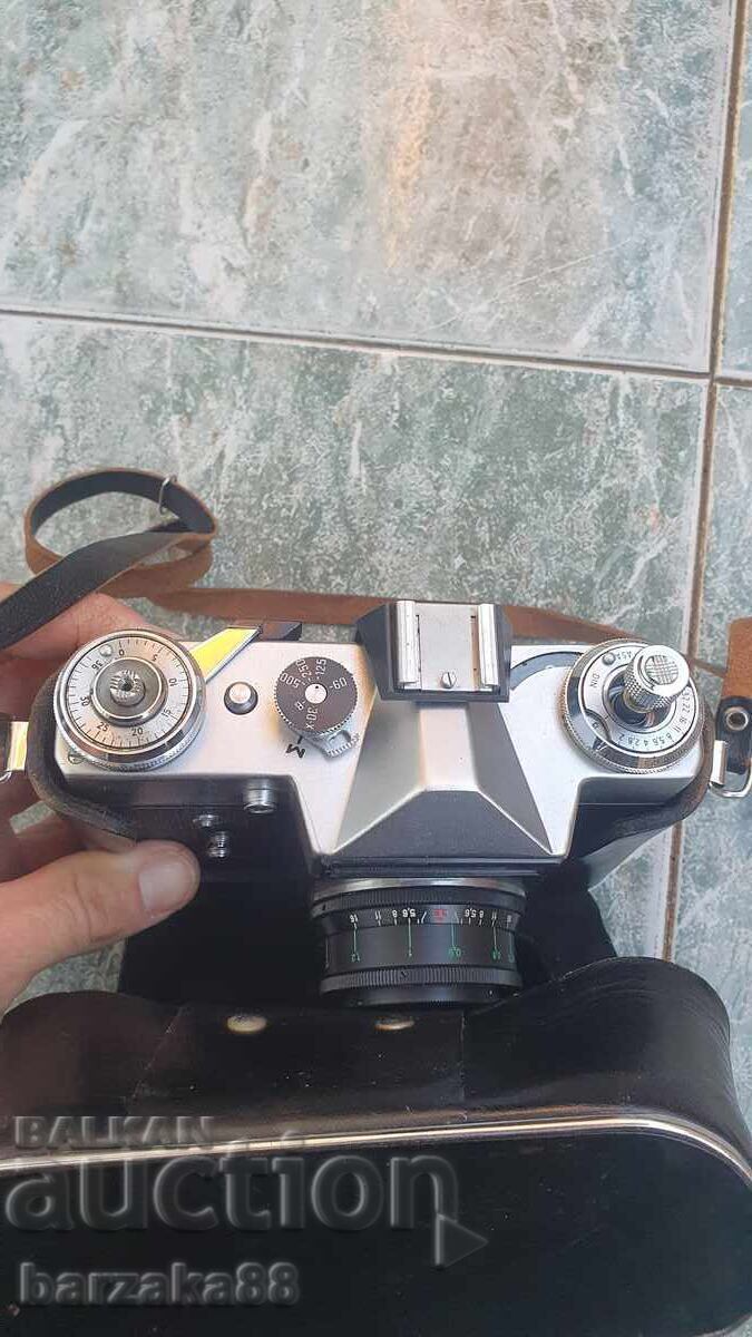 Delivery of Zenit E Camera