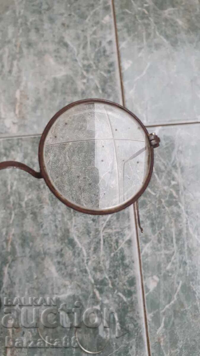 Παλιά γυαλιά με μεταλλική θήκη - 6