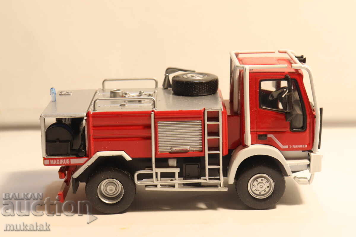 Доставка на 1:57 DEL PRADO IVECO  КАМИОН ПОЖАРНА  КОЛИЧКА ИГРАЧКА  МОДЕЛ