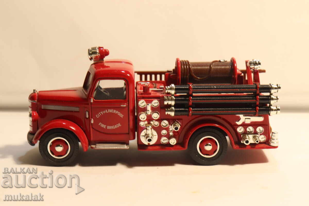 1:43 DEL PRADO  BEDFORD  КАМИОН ПОЖАРНА  КОЛИЧКА МОДЕЛ