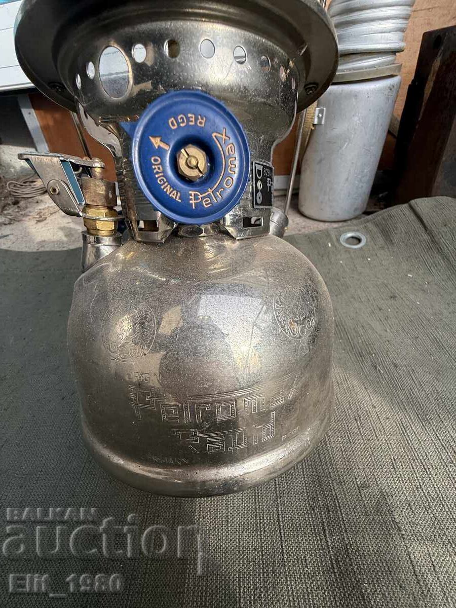 Delivery of Petromax PETROMAX