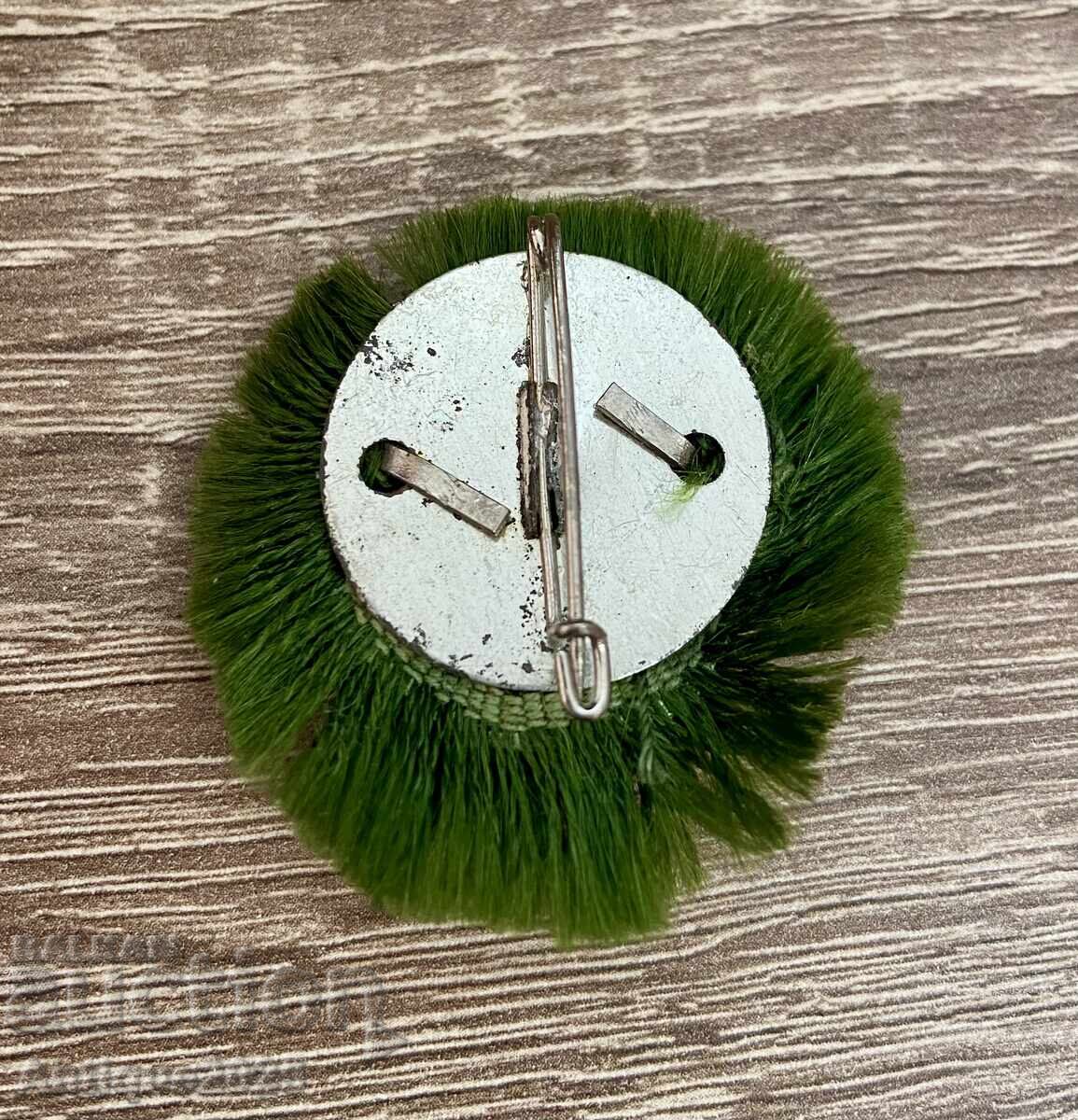 Βαυαρική καρφίτσα / κονκάρδα με edelweiss και αλπικά σύμβολα με τιμή € 15.00 | 29.34 BGN