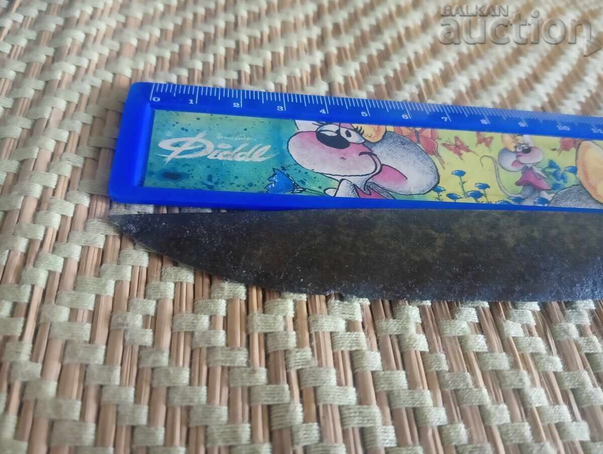 Δημοπρασία Παλιό μαχαίρι με λαβή από πλεξιγκλάς