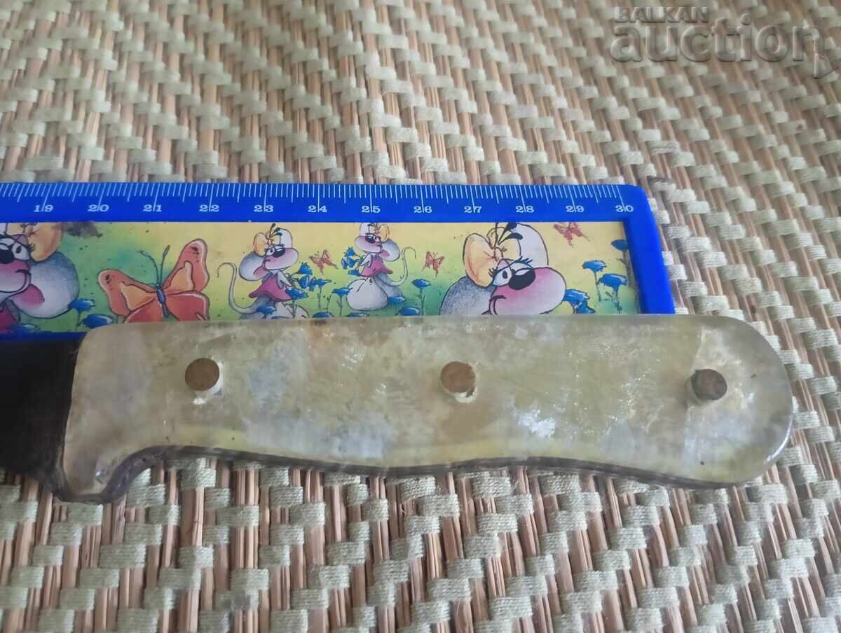 Cuțit vechi cu mâner din plexiglas - 5 Cuțit vechi cu mâner din plexiglas - 5