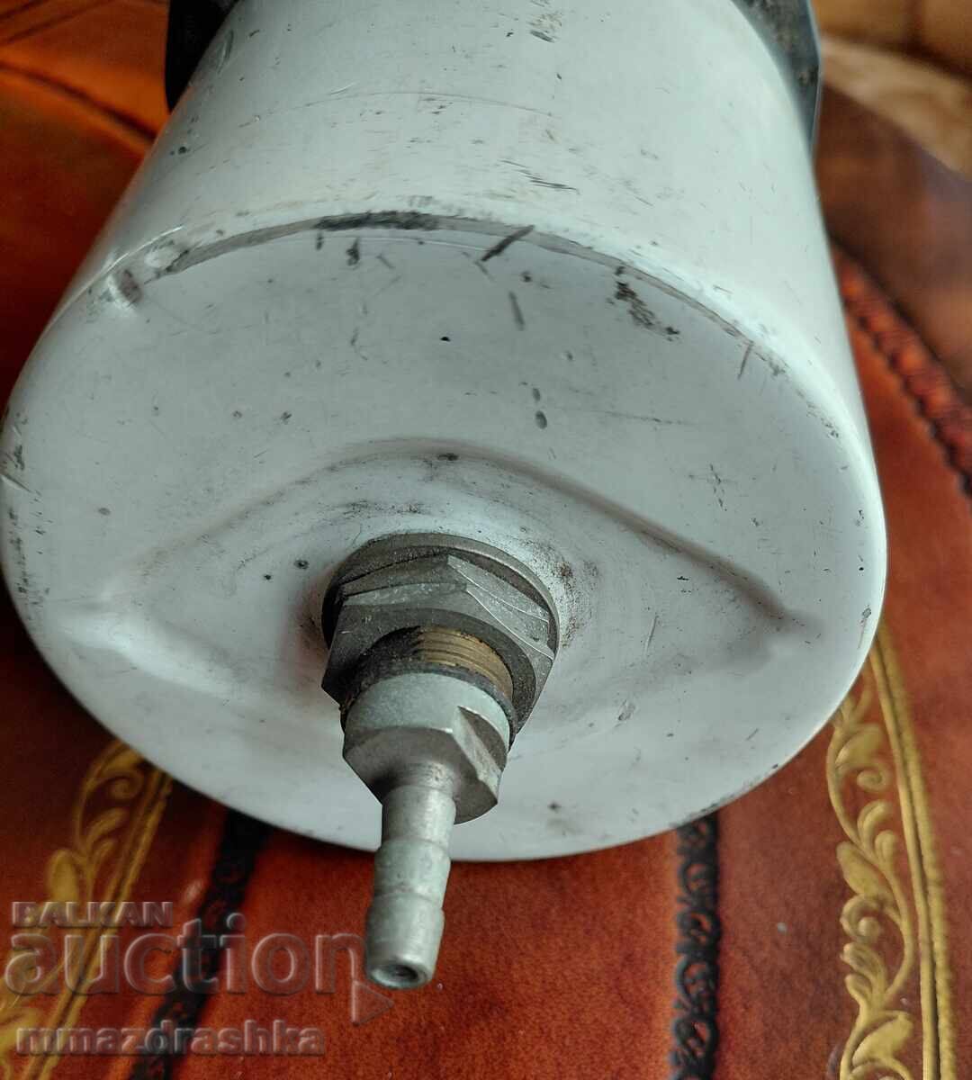 Auction  Aircraft instrument from a MIG aircraft