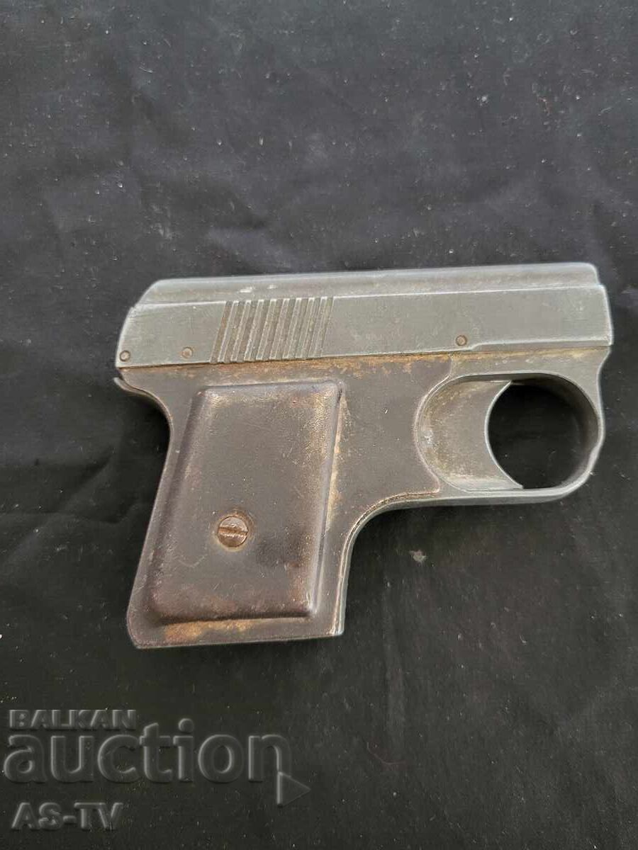 Pistol de semnalizare Slavia cu preț € 30.00 | 58.67 BGN