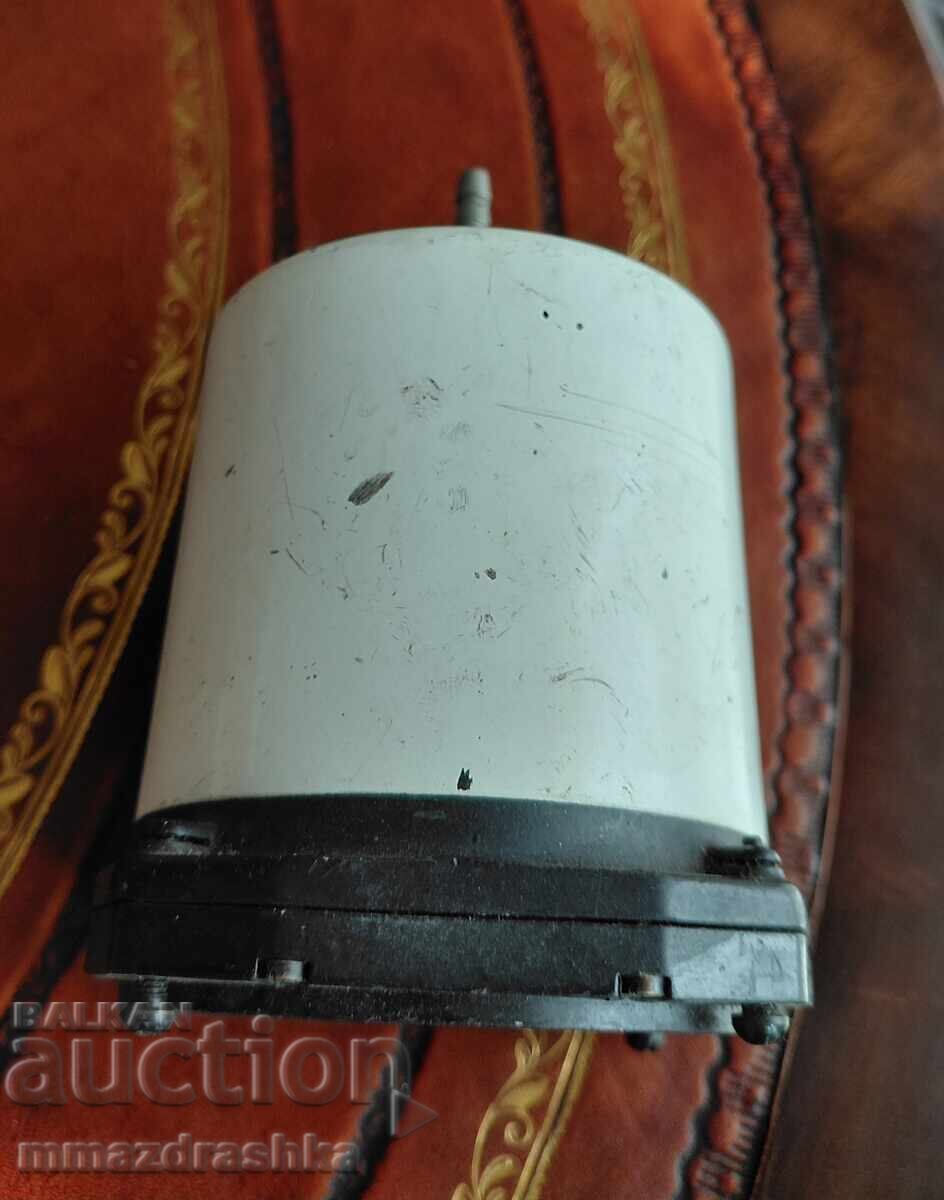 Aircraft instrument from a MIG aircraft with price € 2.50 | 4.89 BGN