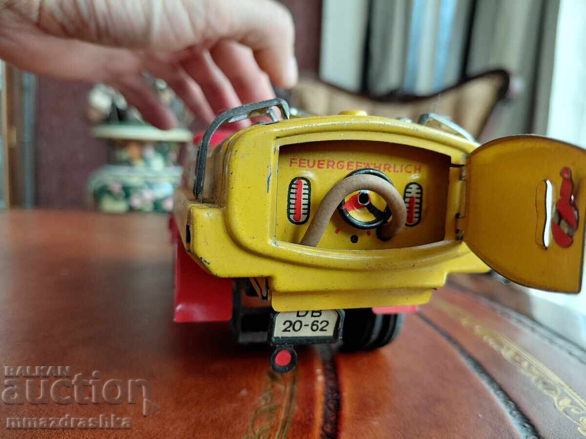 Auction  Metal SHELL truck