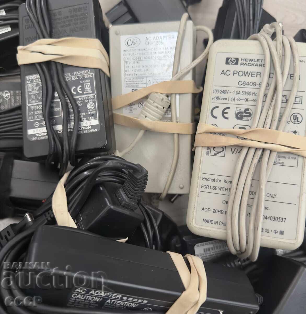 Лот Оригинални Зарядни - 7