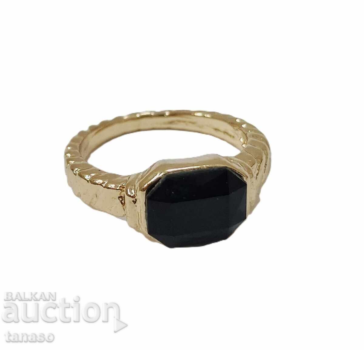 Δαχτυλίδι vintage στυλ με μαύρο πέτρα Δαχτυλίδι vintage στυλ με μαύρο πέτρα