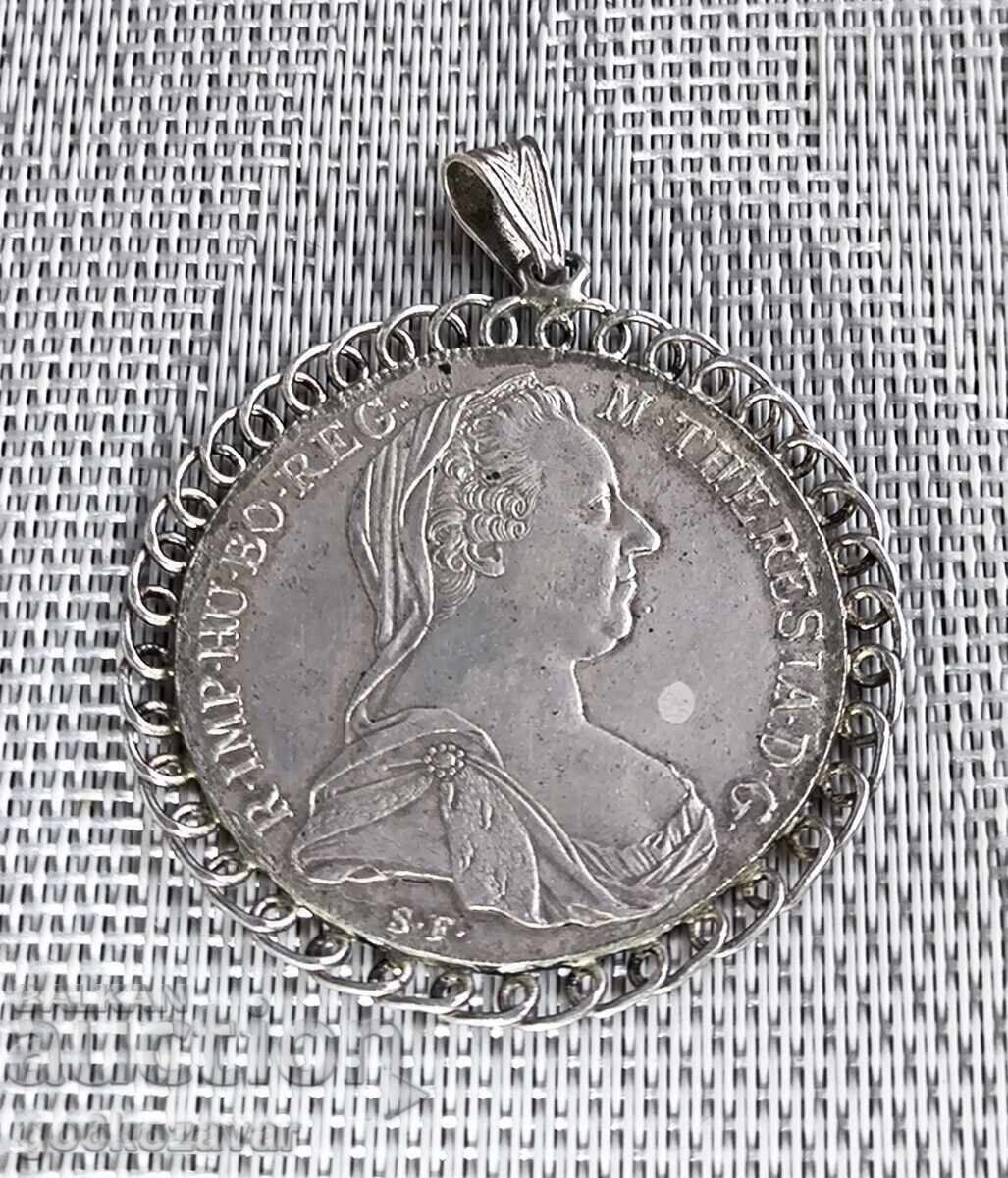 Ασημένιο μενταγιόν 1 τηλέρ Μεγάλο ασήμι περίβλημα είναι 925