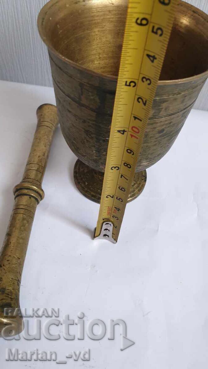 Старинно бронзово хаванче с чукало с цена € 20.00 | 39.12 лв.