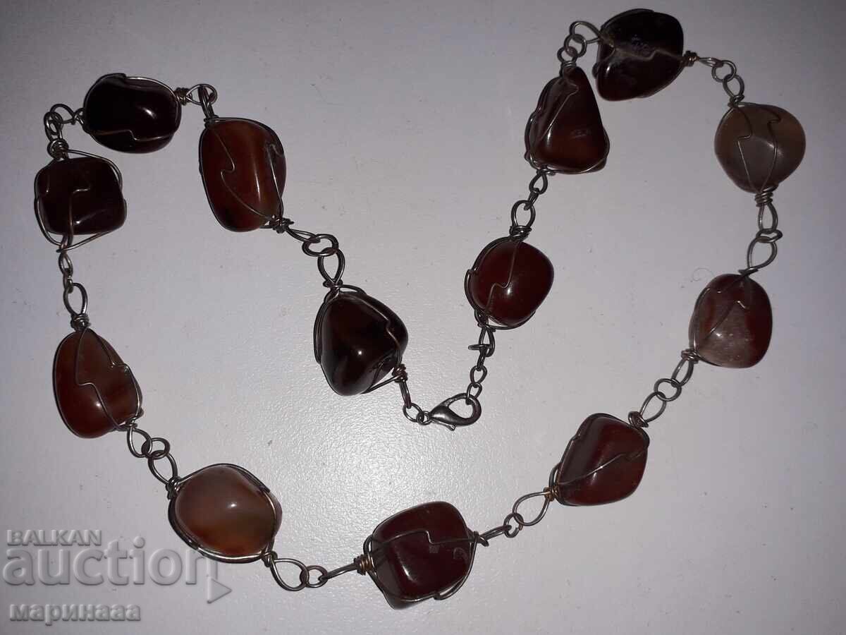 COLIER MASIV. AGAT MARE cu preț € 5.00 | 9.78 BGN