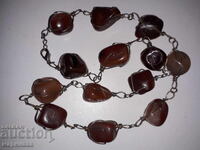 MASSIVE NECKLACE. LARGE AGATE