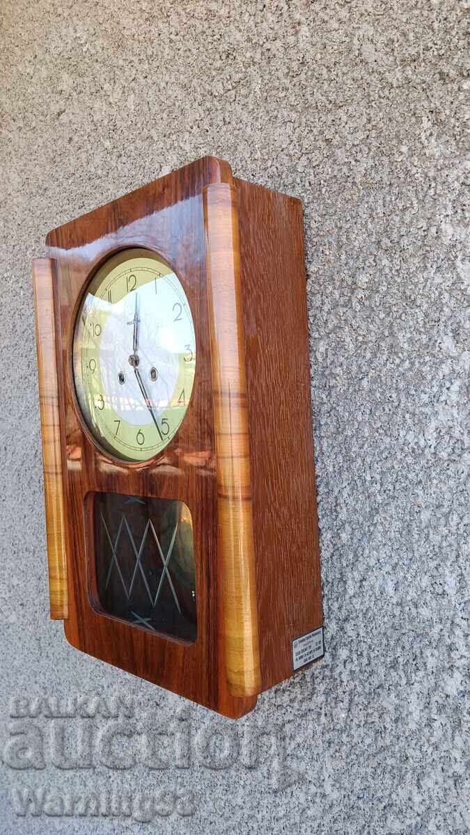 Ceas de perete polonez vechi - Metron / Metron - 1970" cu preț € 80.00 | 156.47 BGN