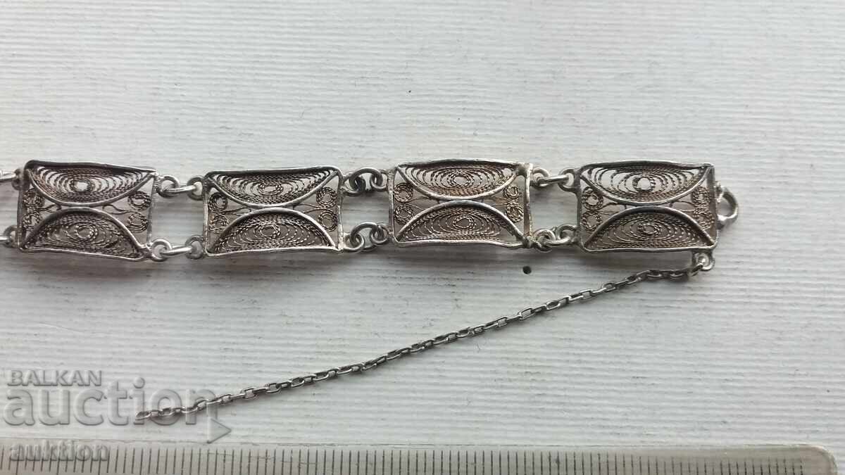 BRĂȚARĂ FILIGRAN ARGINT - 11,47 GR cu preț € 49.99 | 97.77 BGN BRĂȚARĂ FILIGRAN ARGINT - 11,47 GR cu preț € 49.99 | 97.77 BGN