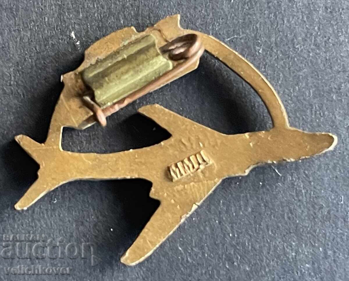 42971 USSR badge airplane model TU-104 made in LMD enamel with price € 2.00 | 3.91 BGN 42971 USSR badge airplane model TU-104 made in LMD enamel with price € 2.00 | 3.91 BGN