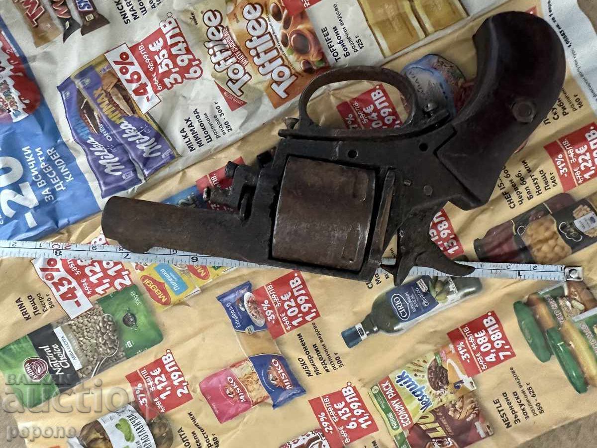 Ρεβόλβερ για ανταλλακτικά με τιμή € 50.00 | 97.79 BGN