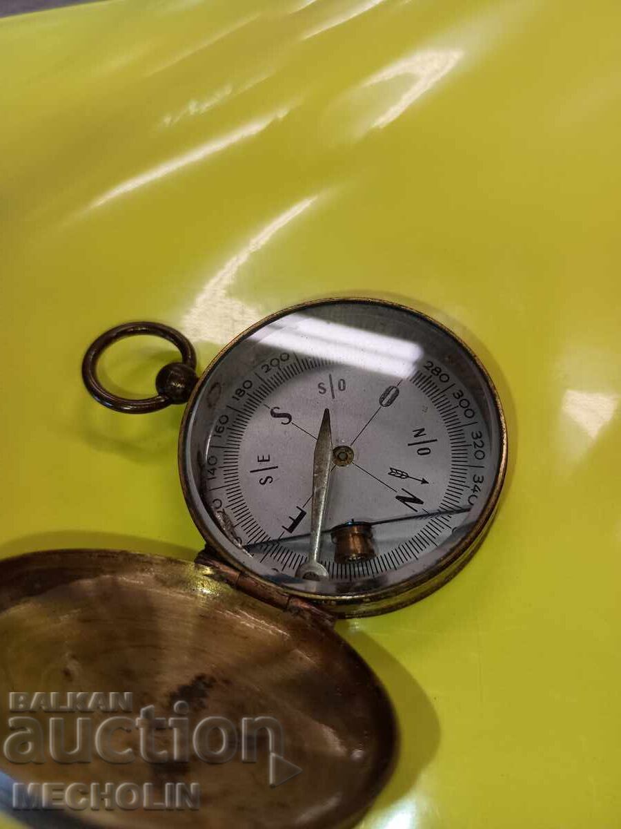 Доставка на РЕТРО колекционерски месингов компас