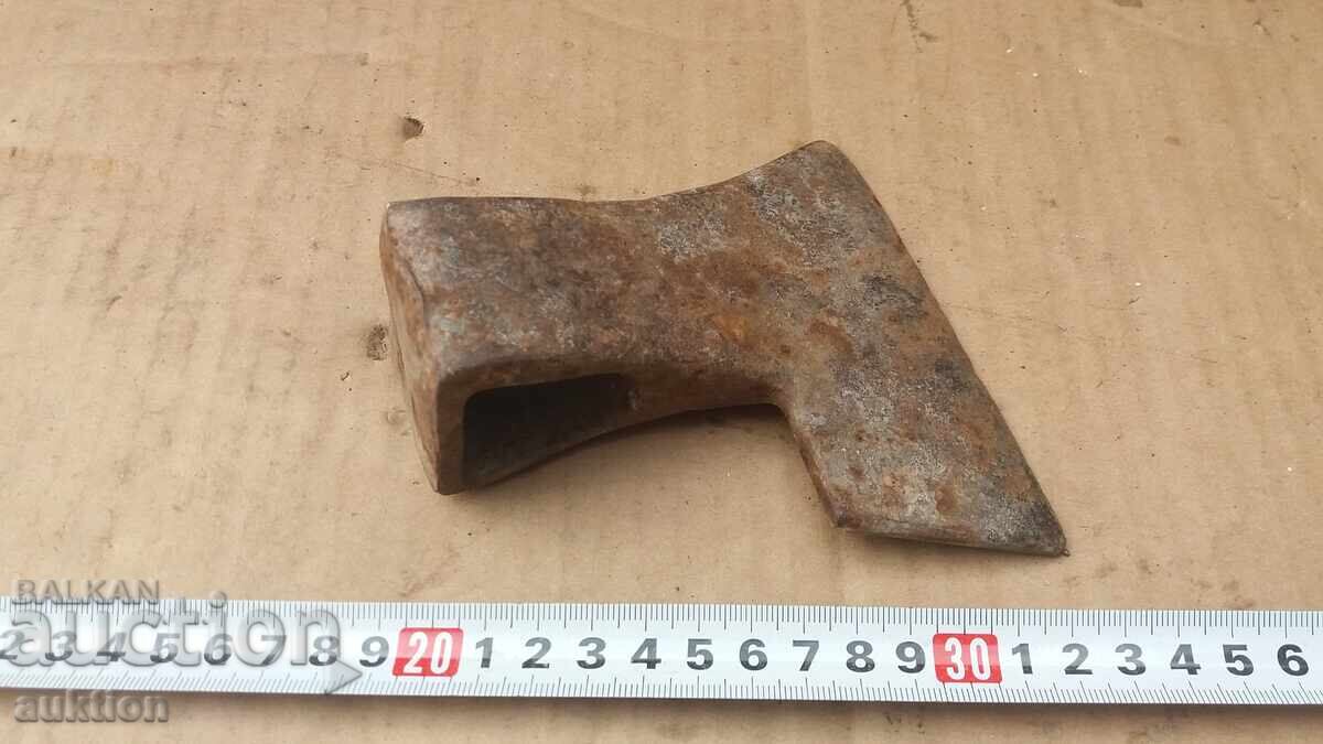 ОТЛИЧНА МАЛКА БРАДВА