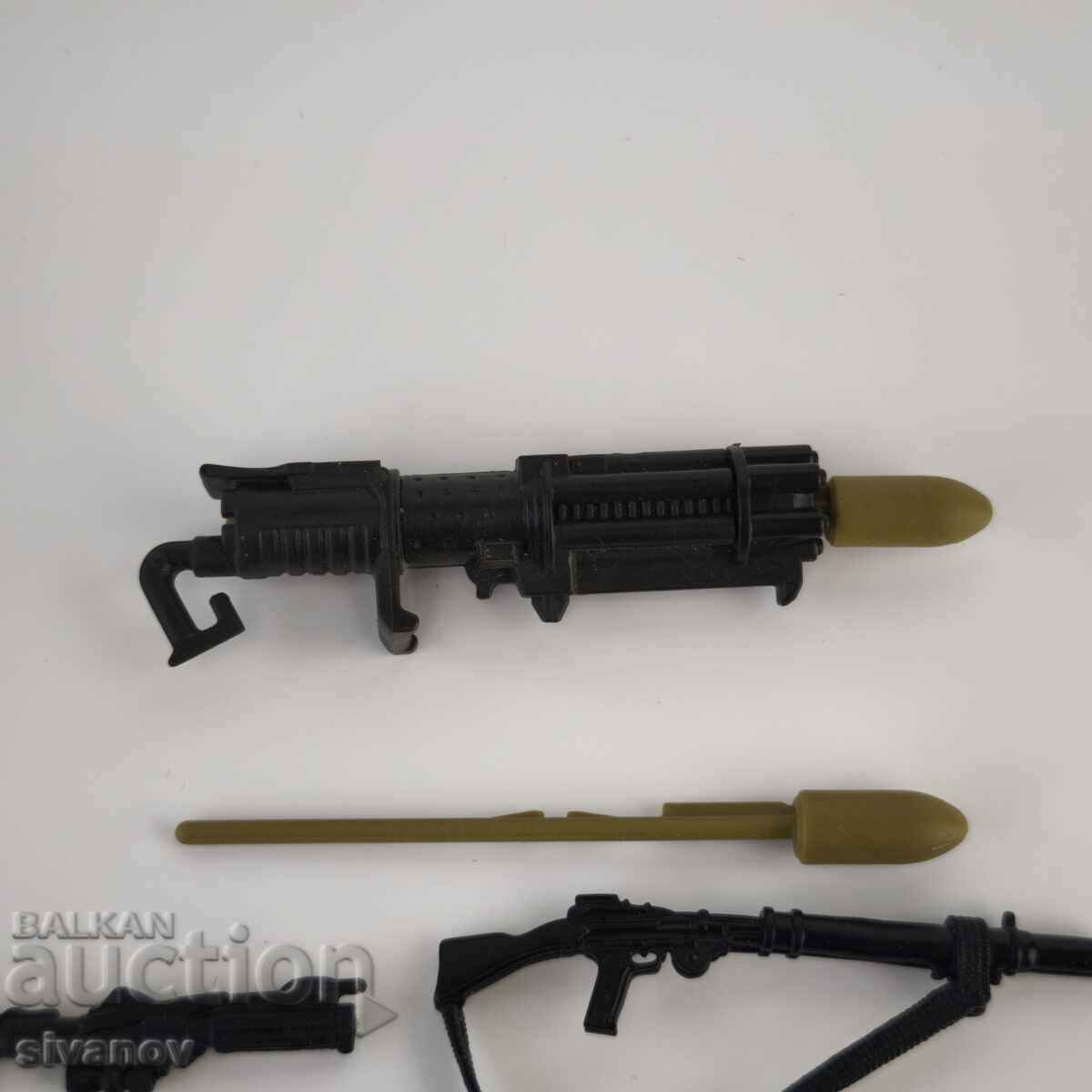 Auction  Weapons from Star Wars Clone Wars Action Figures #6301