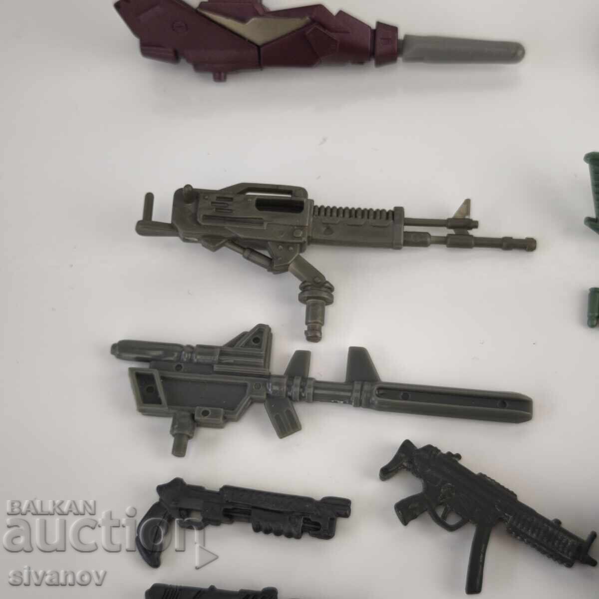 Weapons from action figures #6302 - 5 Weapons from action figures #6302 - 5