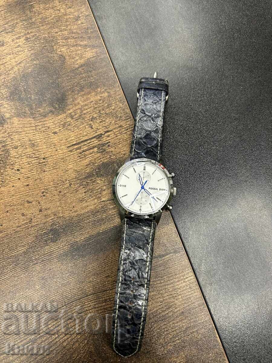 Ceas Fossil cu preț € 30.00 | 58.67 BGN Ceas Fossil cu preț € 30.00 | 58.67 BGN