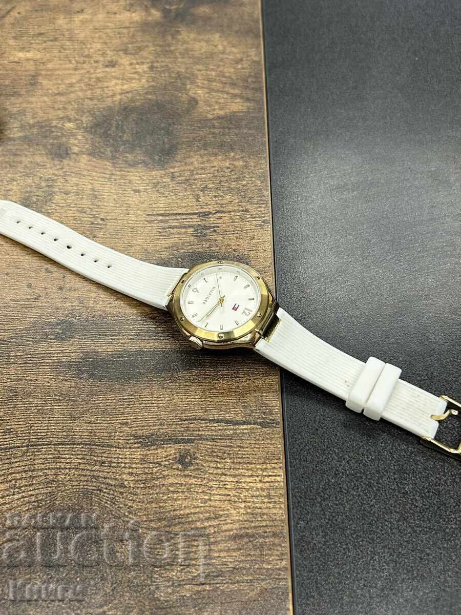 Ceas Tommy Hilfiger cu preț € 60.00 | 117.35 BGN