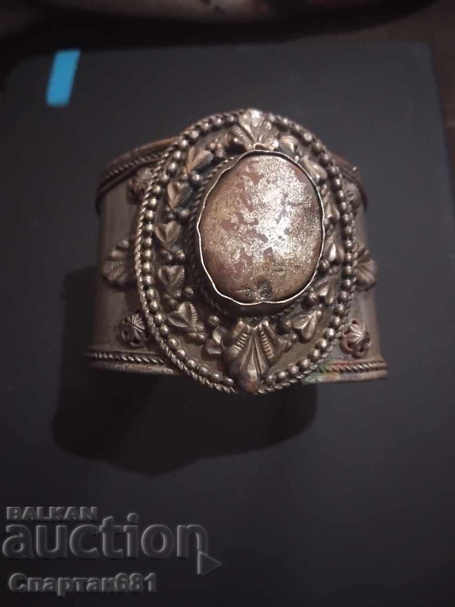 Гривна Гривна